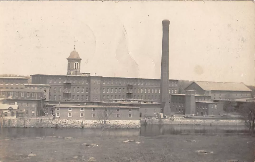 1907 postcard of Pontiac Mills